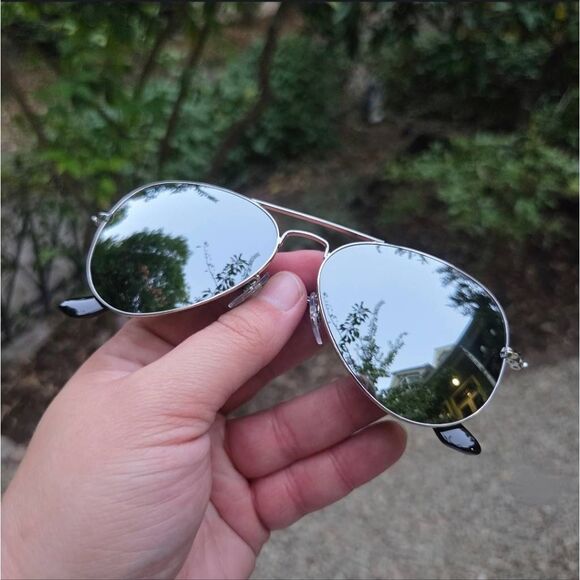Ray-Ban Aviator Silver Mirrored Lenses and Metal Frame RB3025 Sunglasses. 55 21 - Picture 2 of 7
